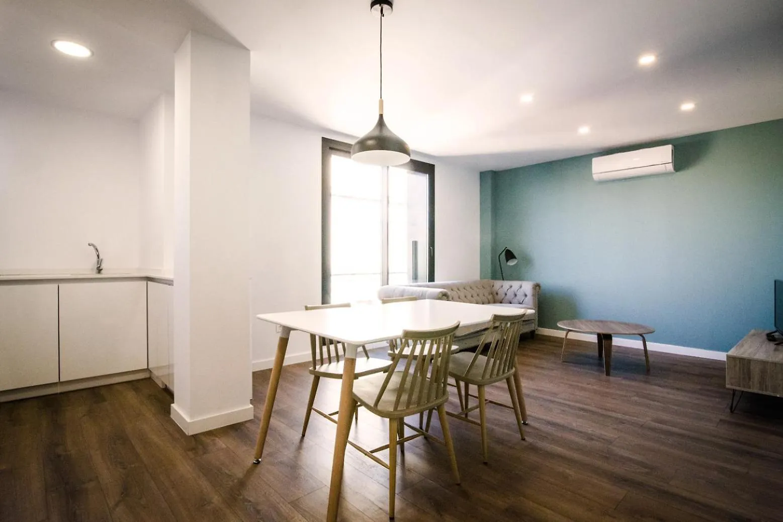Reusia Apartaments 0*, Reus Spain